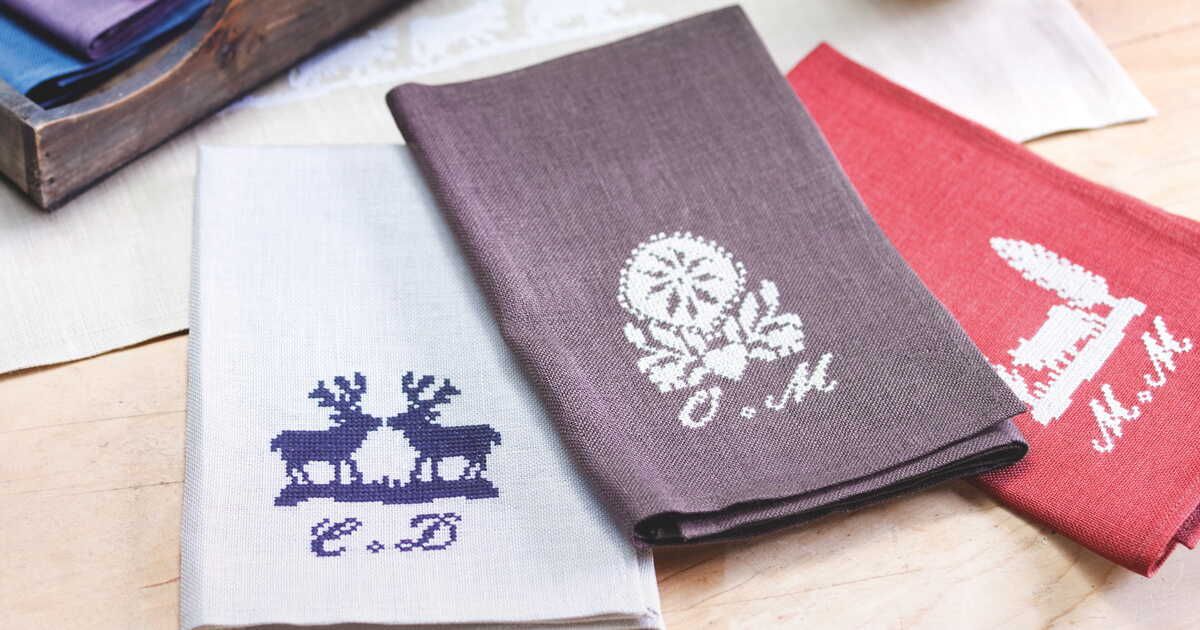 L'art de la broderie des serviettes monogrammées