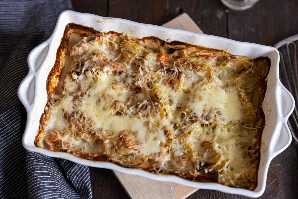Gratin de pommes de terre, carottes et bacon