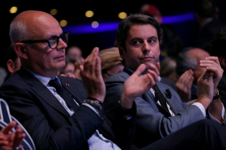 Philippe et Attal en duel : l'avenir du bloc central en péril selon un nouveau sondage