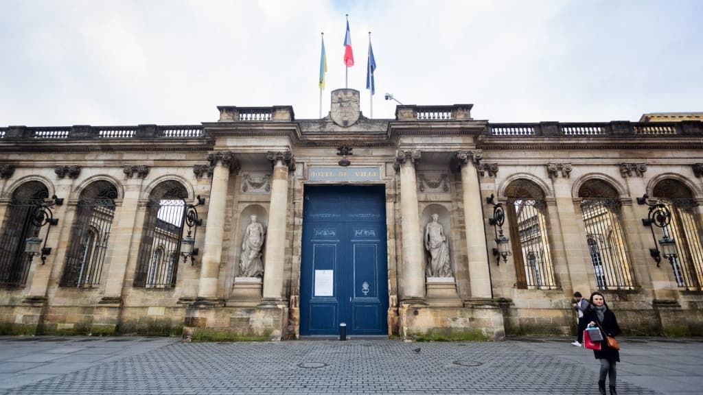 Bordeaux donne un coup de pouce aux restitutions d art africain en refusant un legs