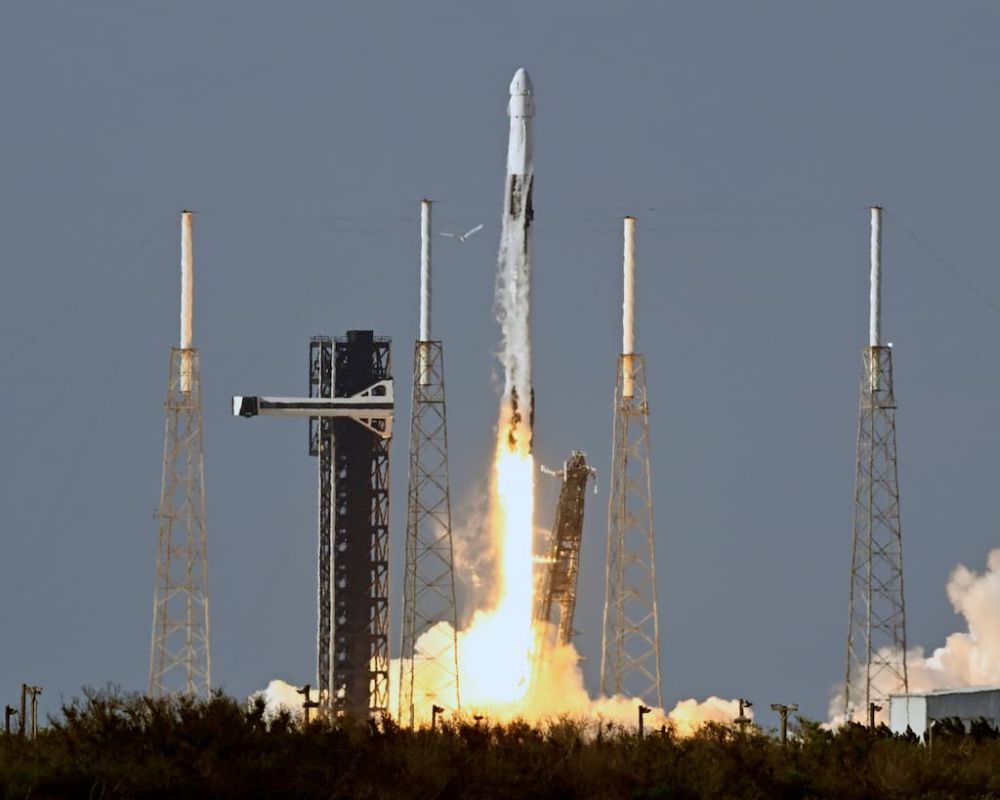 Thomas Pesquet et Arnaud Prost prêts pour l'espace en 2027