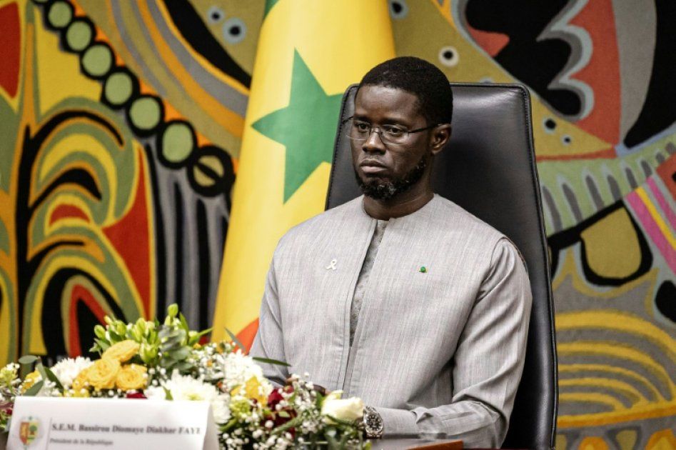 Tensions gouvernementales au Sénégal : Faye nomme un cabinet controversé après le départ de Sonko