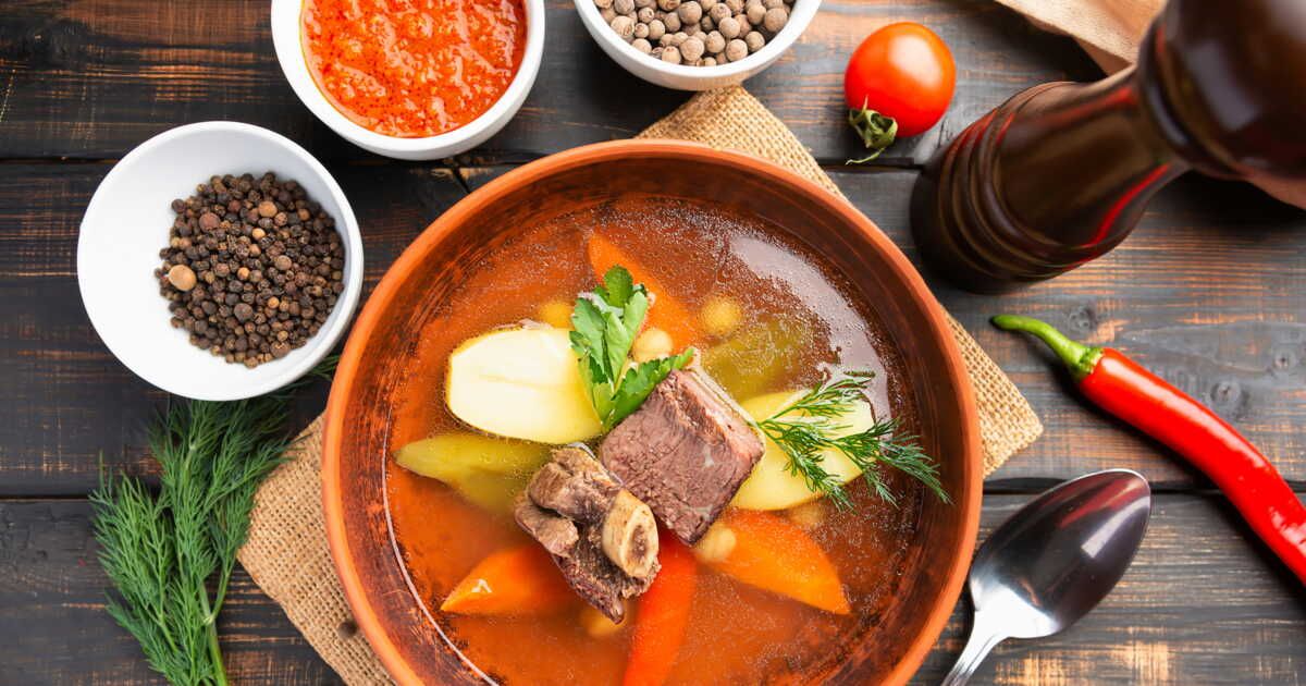 Chorba algérienne : savourez la tradition du ramadan dans votre assiette