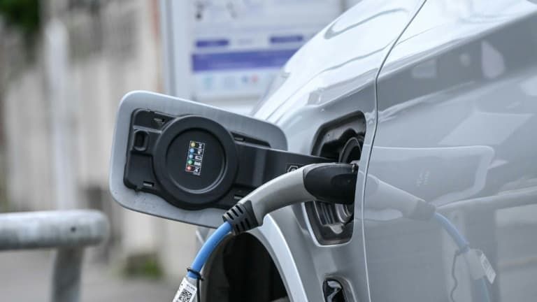 L'alerte : sept pays européens s'engagent pour l'interdiction des voitures thermiques