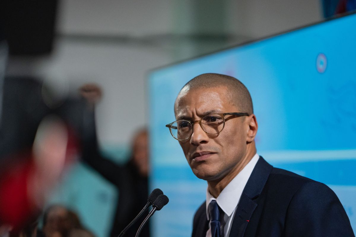 Karim Bouamrane se lance dans la course pour la présidentielle de 2027