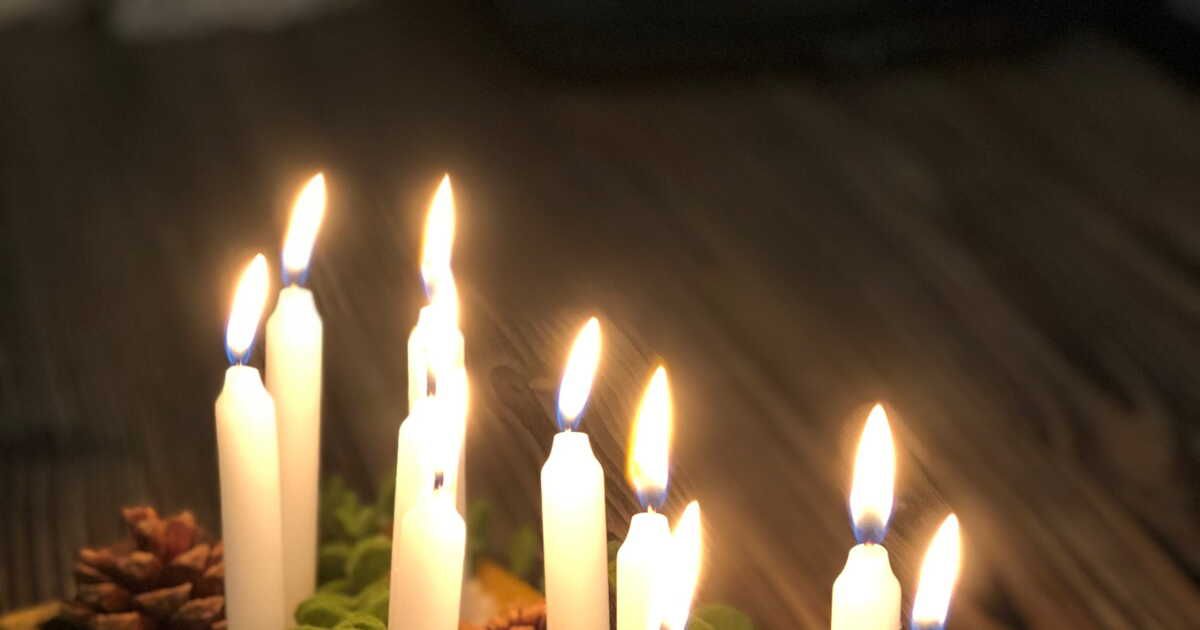 Créez un centre de table lumineux pour un Noël inoubliable