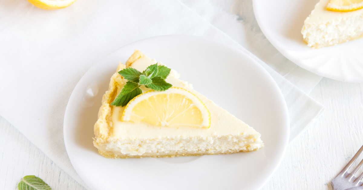 Un cheesecake au citron léger : découvrez l'ingrédient secret pour alléger votre dessert