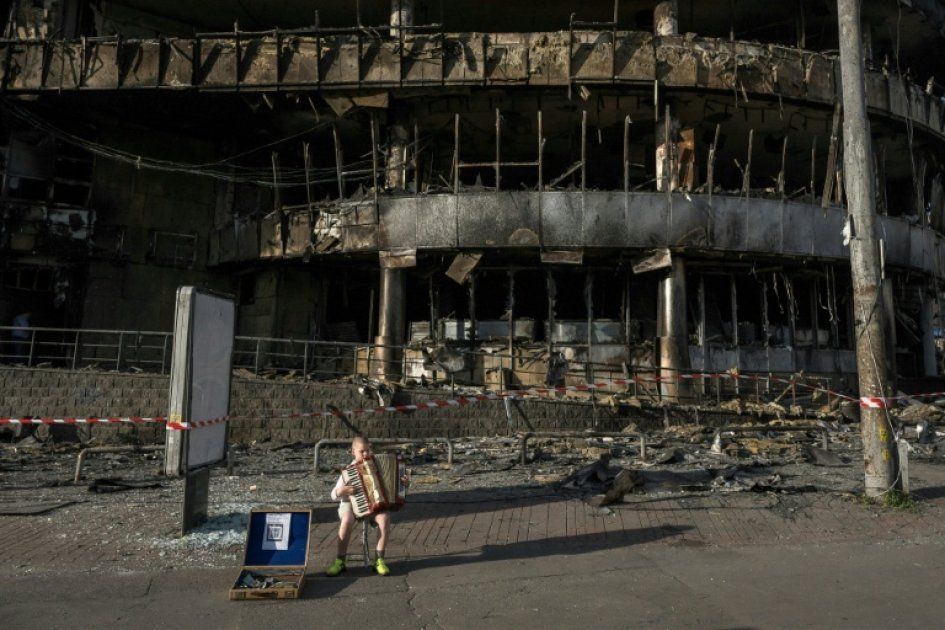 Frappes et tensions en Ukraine : la bataille pour Kostyantynivka fait rage