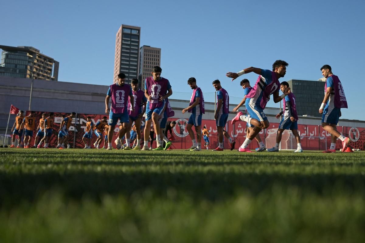 L'équipe d'Iran face à la Nouvelle-Zélande : un premier match sous tension à Los Angeles