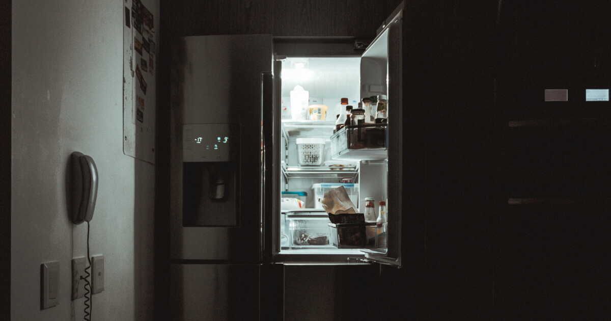 Mon frigo fait du bruit, que faire ?