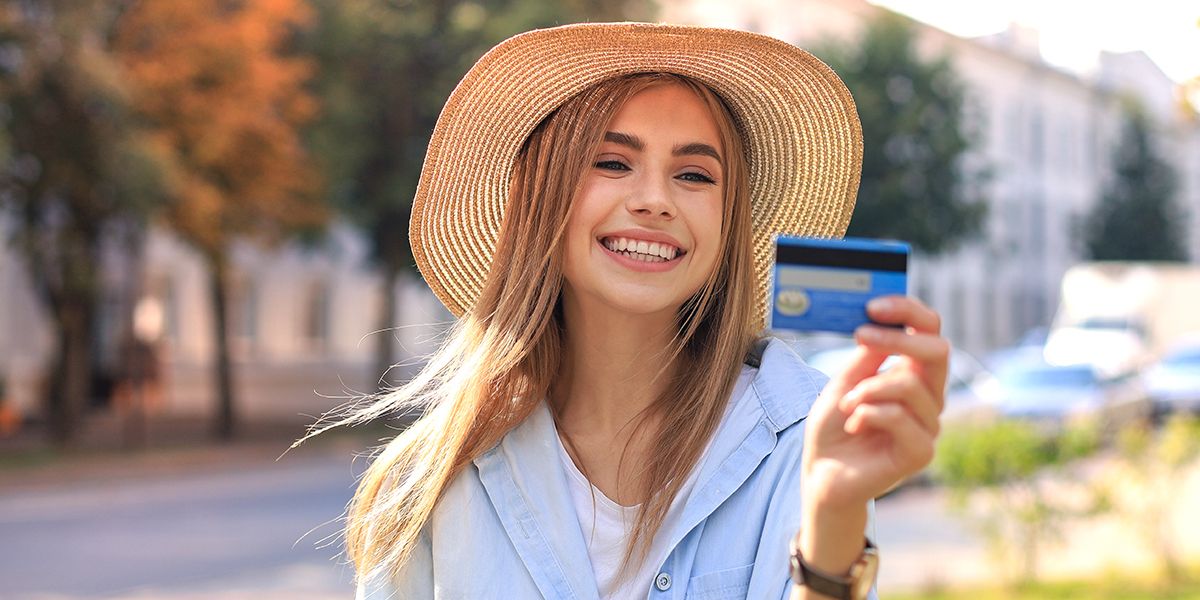 comment choisir la carte bancaire idéale pour votre adolescent