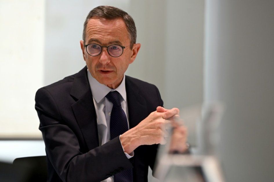 Bruno Retailleau dénonce le clientélisme de Sánchez sur l'immigration en Espagne