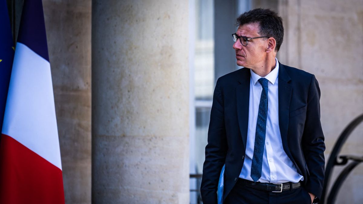 Soutien stratégique : Philippe Baptiste se range aux côtés d'Édouard Philippe pour 2027