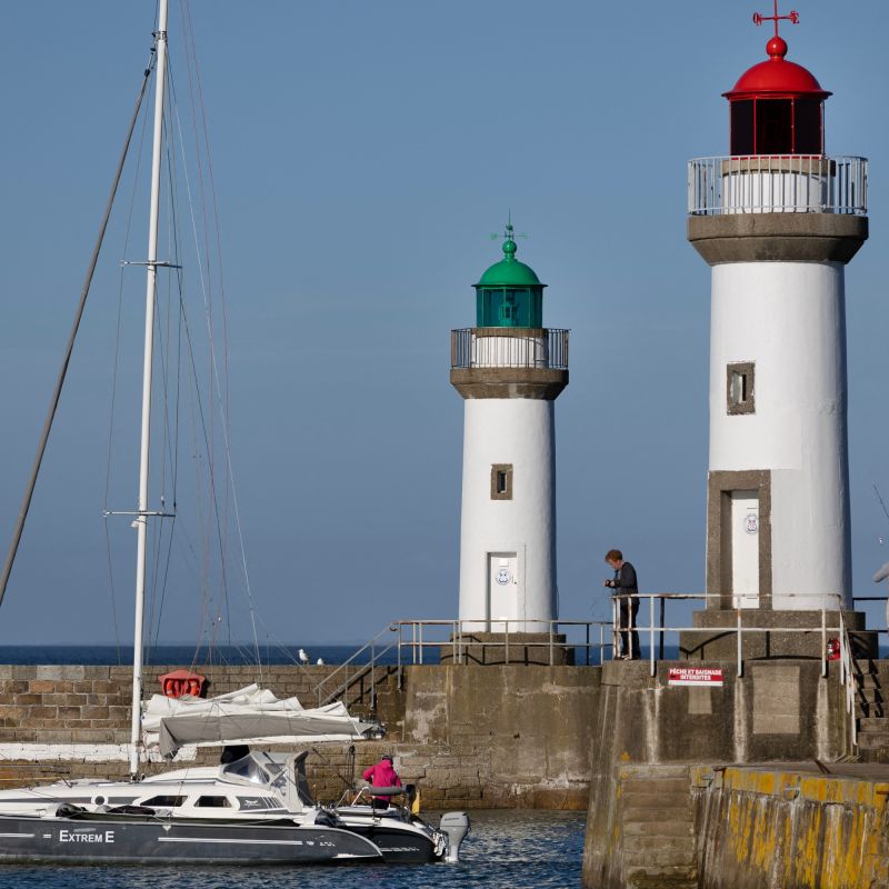 Tragédie à Belle-Île : le maire de Locmaria décède après une altercation au port