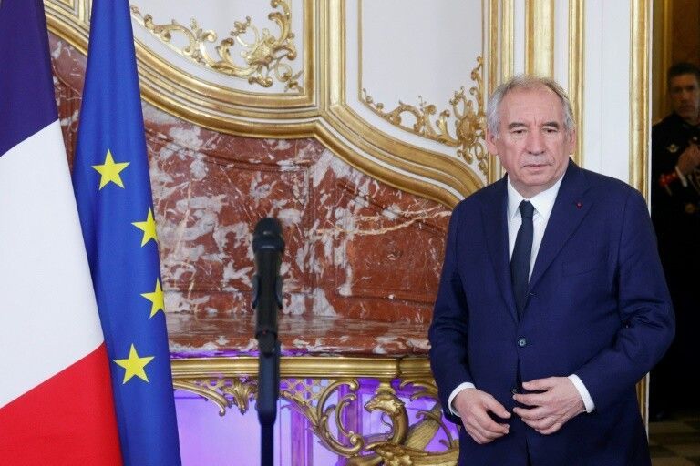 Les enjeux cruciaux derrière la motion de censure de François Bayrou