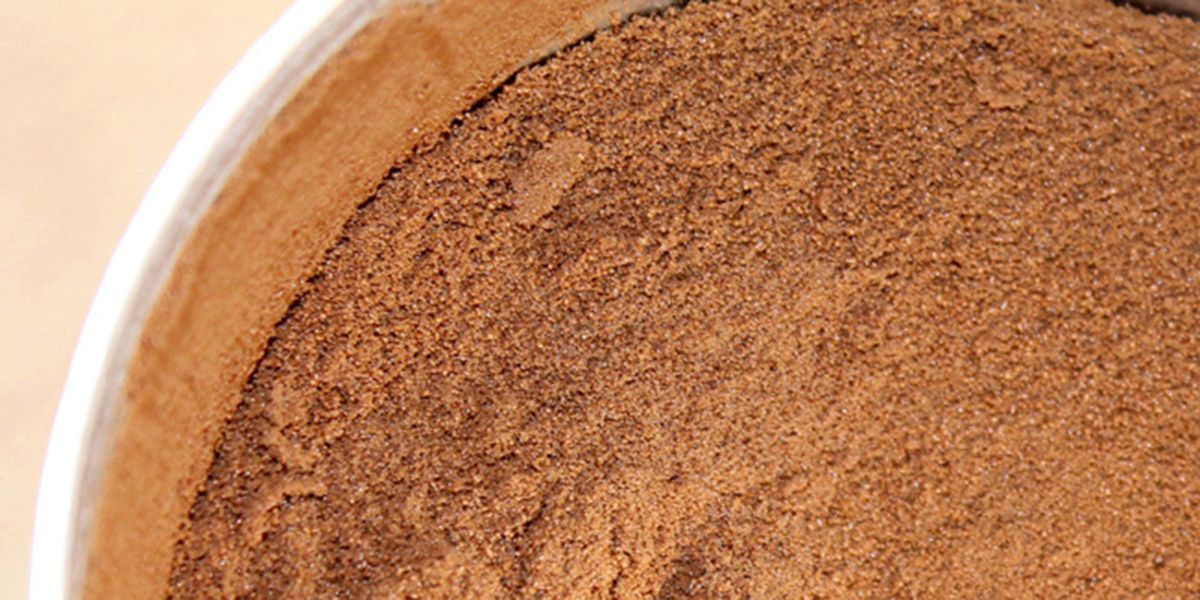 Comment profiter des bienfaits du sang séché au jardin ?