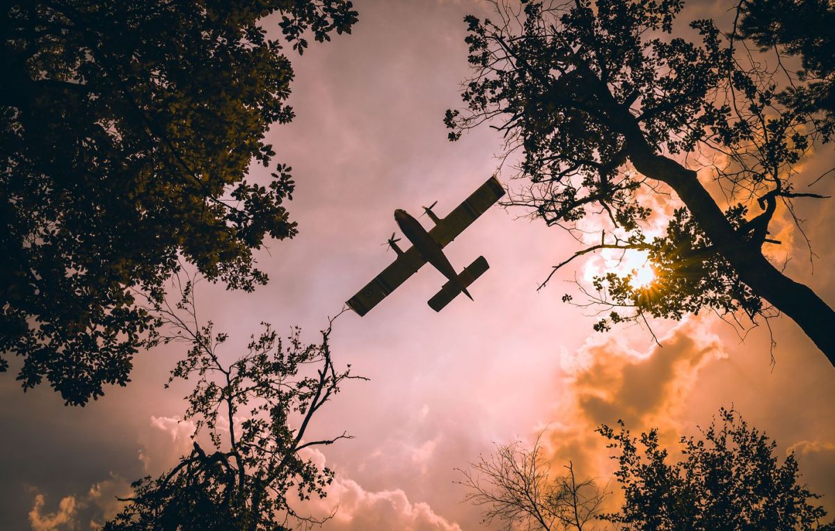 Incendies : la controverse autour des Canadair enflamme le débat politique