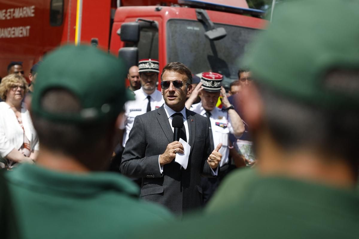 Macron se défend face à l'adversité : relance des Canadair et enjeux de sécurité civile